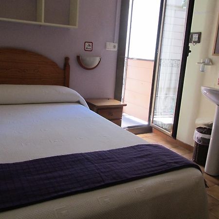 Pension Alamar Barcelona Exterior photo
