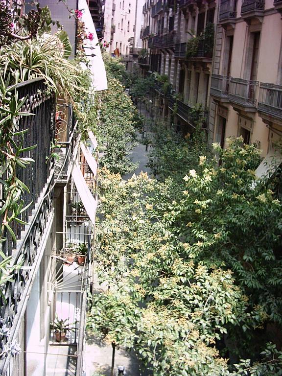 Pension Alamar Barcelona Exterior photo